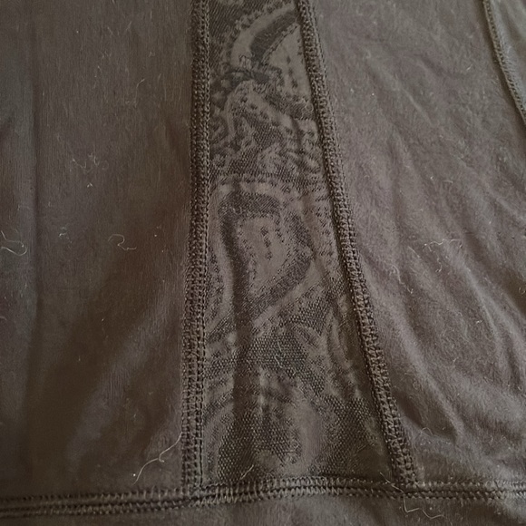 Lululemon Super Soft Running Top with Lace - Picture 4 of 10
